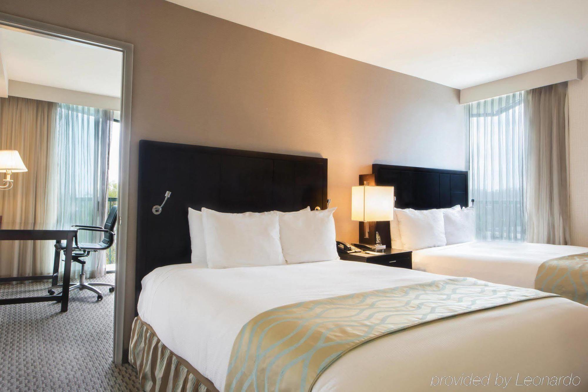 Doubletree By Hilton San Diego Hotel Circle Kültér fotó